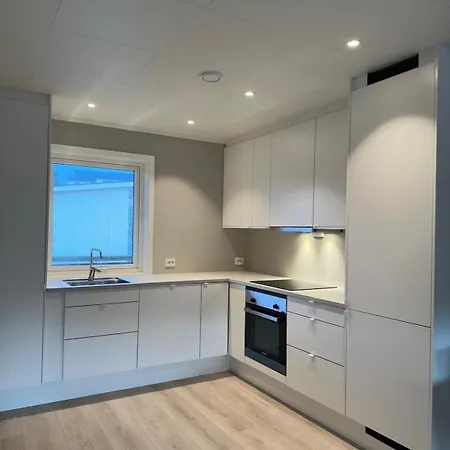 Modern In Langevag, Sula Διαμέρισμα Sula (More og Romsdal)